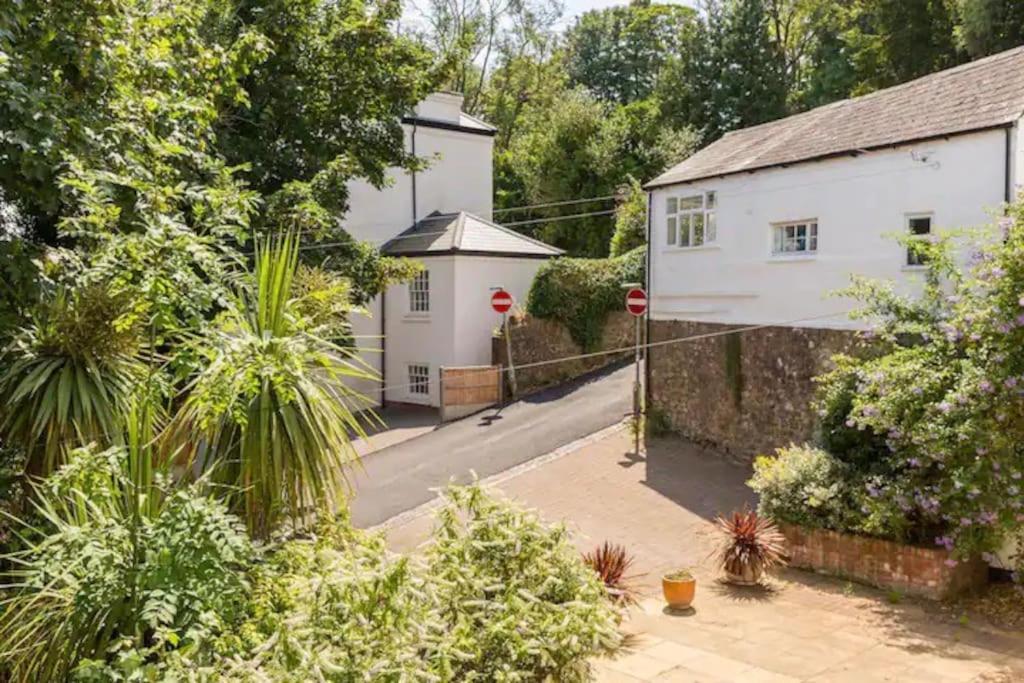 Fabulous Malvern Townhouse Great Malvern Bagian luar foto